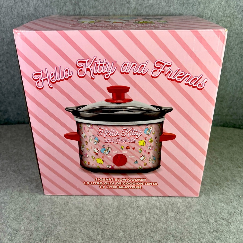 Hello Kitty and Friends Crock Pot 2-Quart Slow Cooker (New)